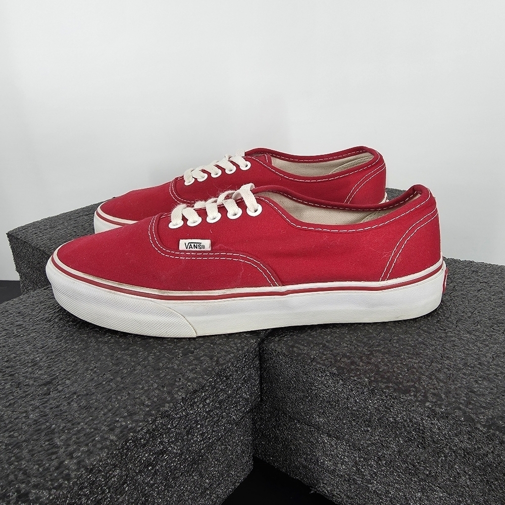 Vans Authentic Red Canvas Low Top Skate Shoes Men's 9 Women's 10.5